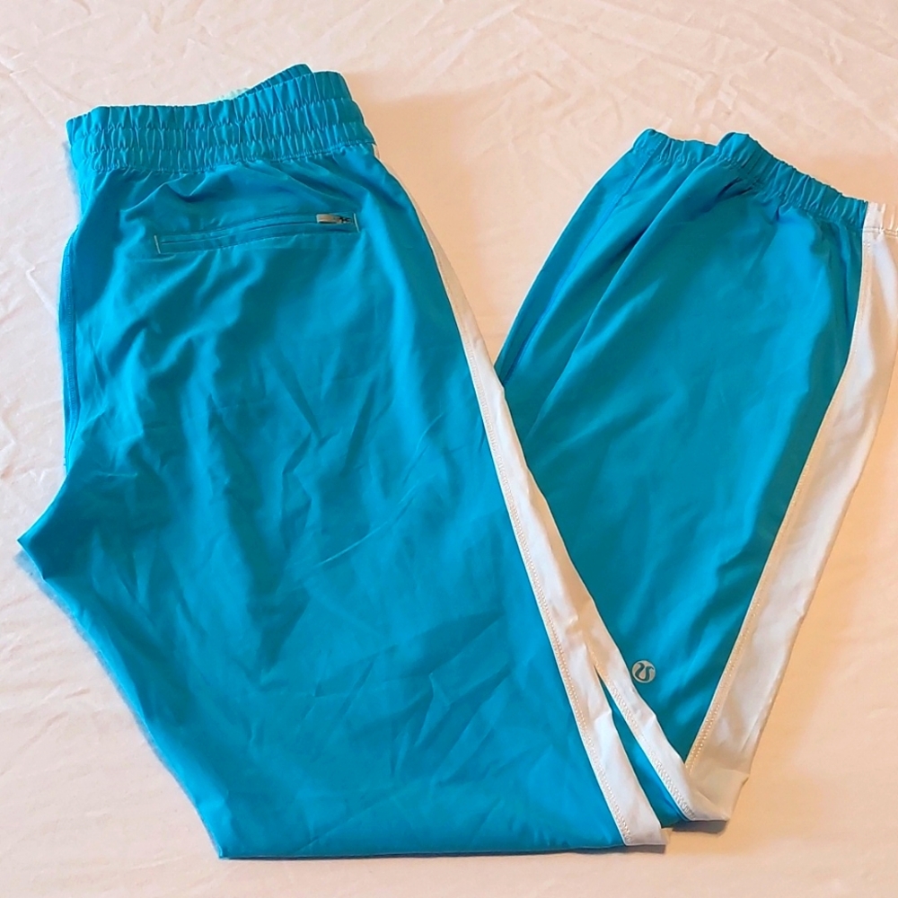 Lululemon women's 6 stretch joggers